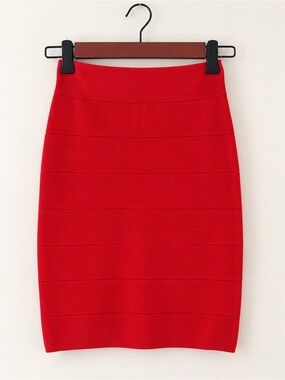 Title: Bebe Red Molten Lava Bandage Bodycon Pencil Skirt Exposed Zipper NWOT